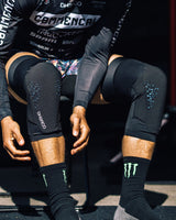 DHaRCo Gravity Knee Pad - Action Amaury Pierron