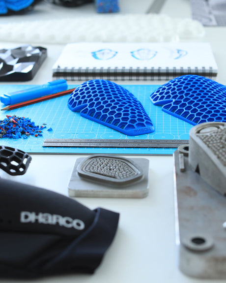 DHaRCo Gravity Knee Pad - Technologie RHEON